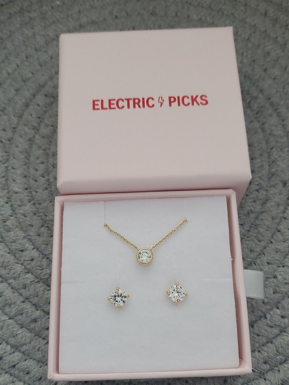 Electric Picks Gold Necklace & White Crystal Stud Earrings Brand New Never Use